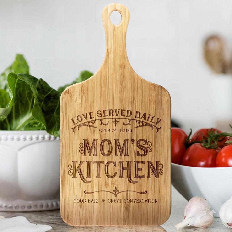Engraved Bamboo Cutting Board - Mom's Kitchen